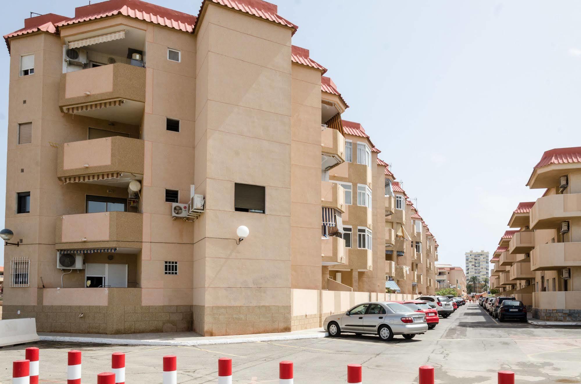 Apartamentos Tesy Mũi đất La Manga Ngoại thất bức ảnh
